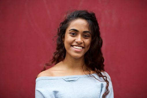 A doctor considering her visa options